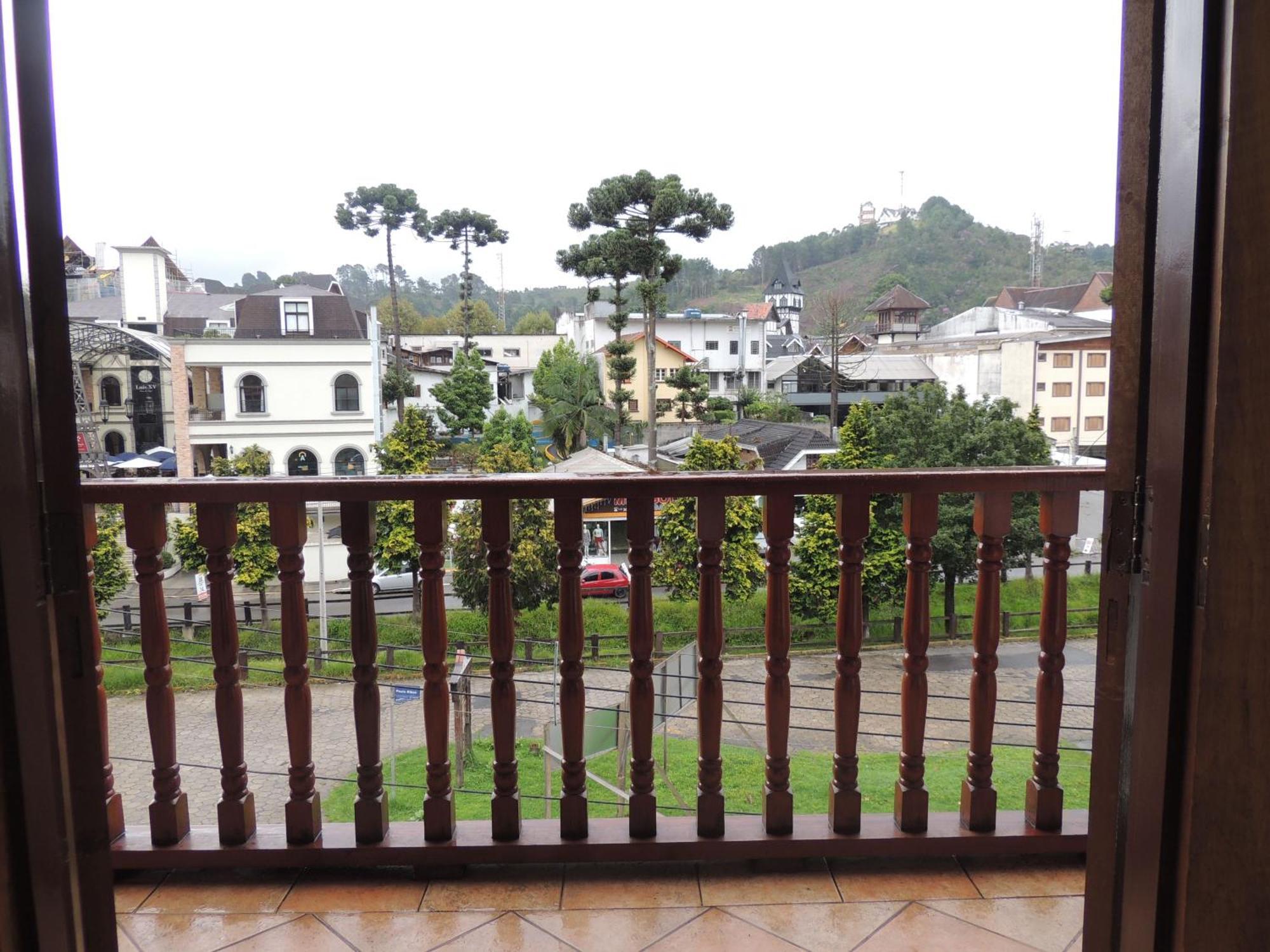 Hotel Monte Carlo Campos do Jordão Cameră foto
