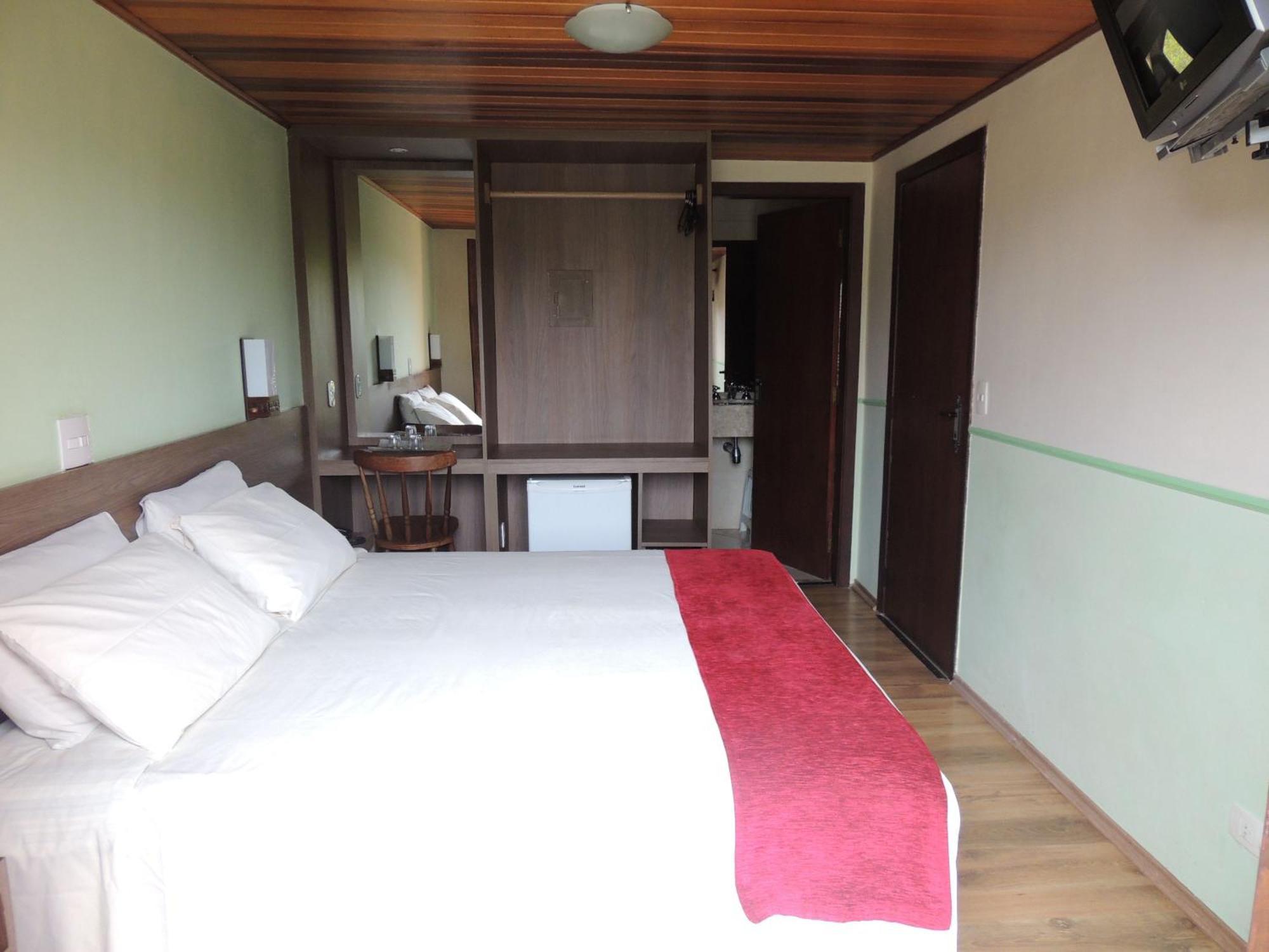 Hotel Monte Carlo Campos do Jordão Cameră foto